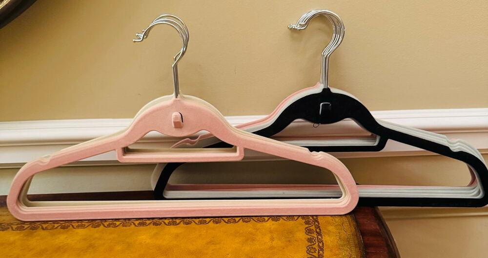 Velvet Stackable Non Slip Space Saving Thin Heavy Duty Hangars Set of 13